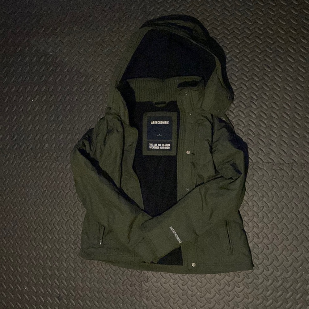 Abercrombie all season weather warrior olive green size s jacket coat